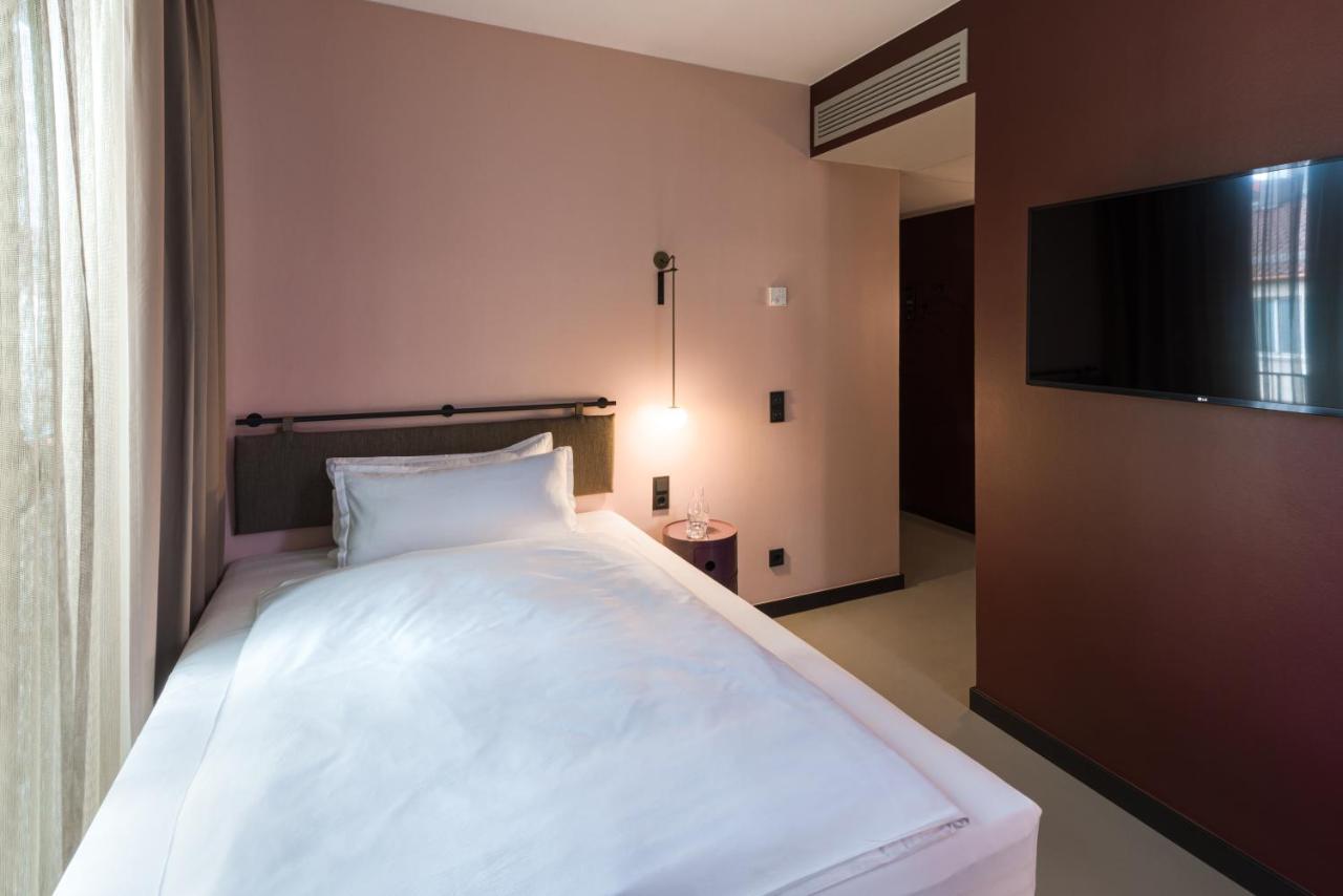 Emilu Design Hotel 4*