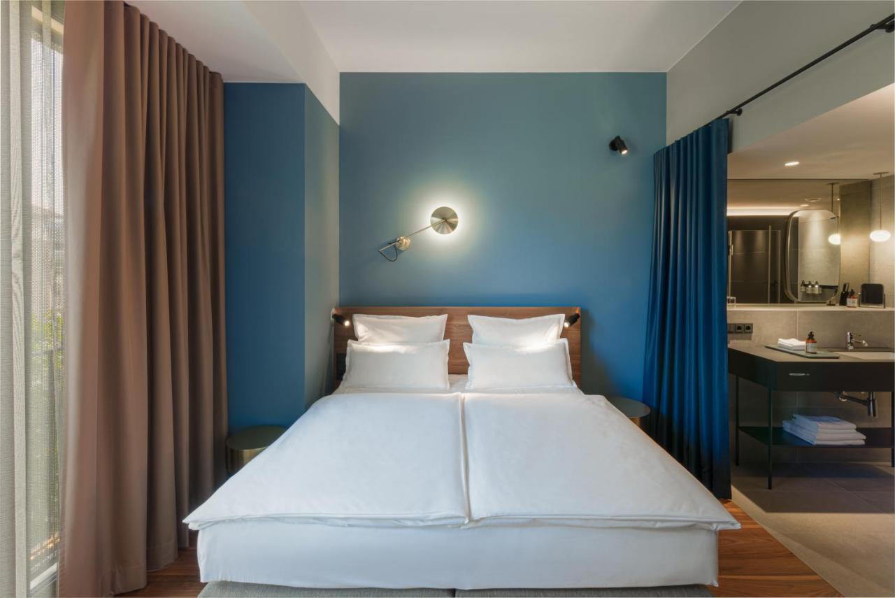 Hotel Emilu Design