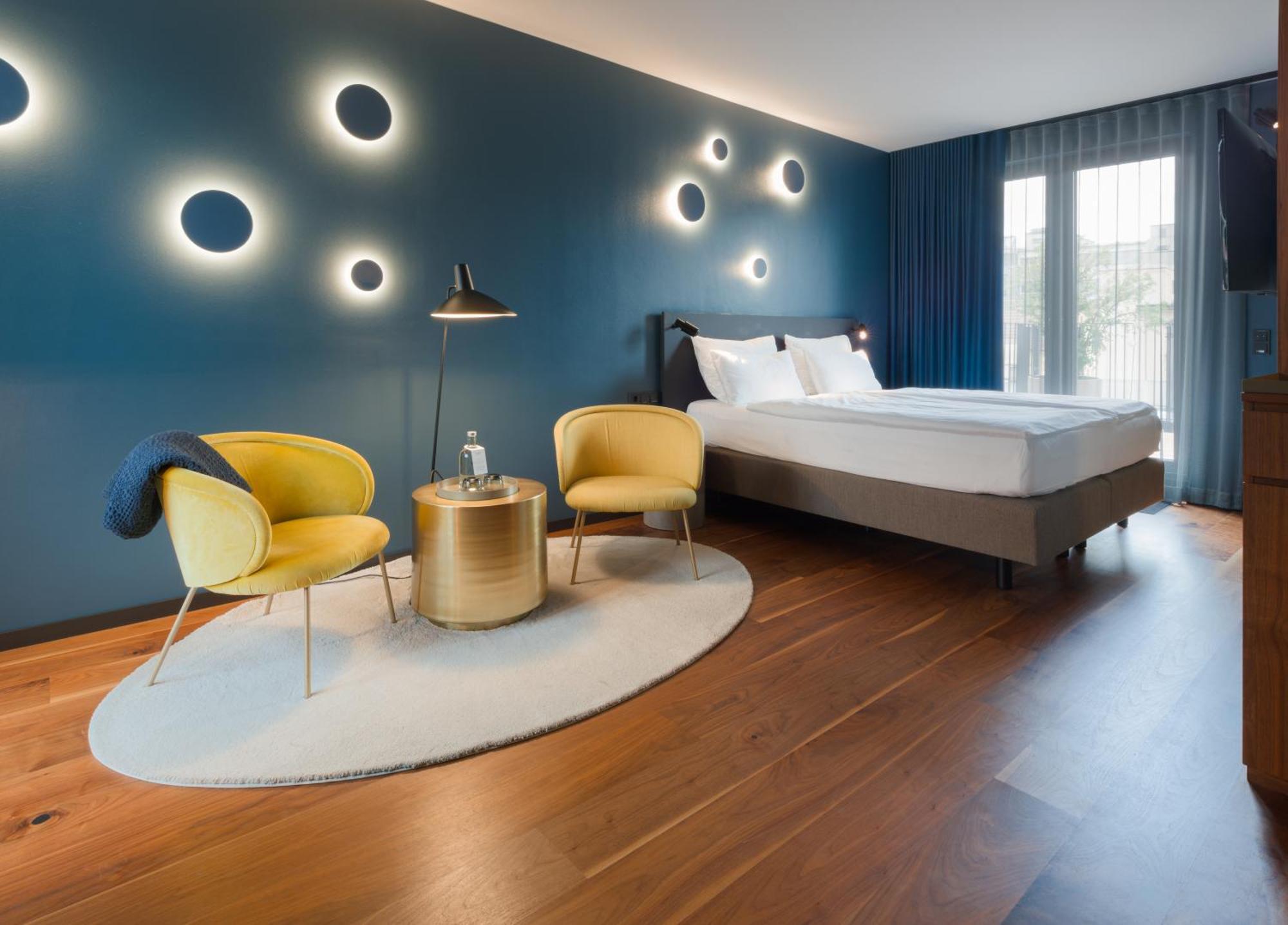 Emilu Design Hotel 4*