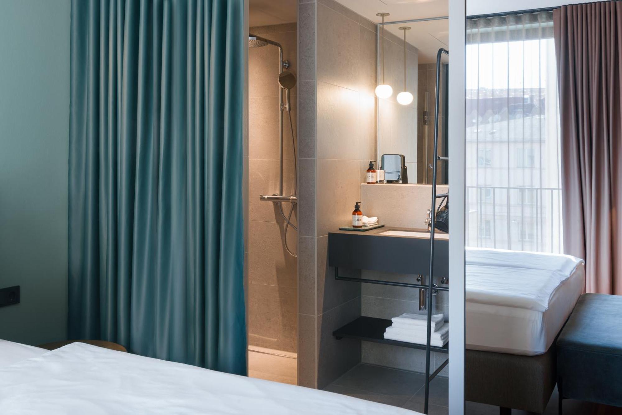 Emilu Design 4* Stuttgart